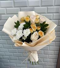 Букет цветов из:  Розы и Хризантемы в Новокорсунской