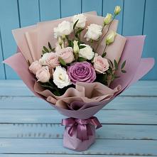 Букет цветов из:  Розы и Лизиантусы в Новокорсунской