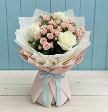 Букет цветов из:  Розы в Новокорсунской