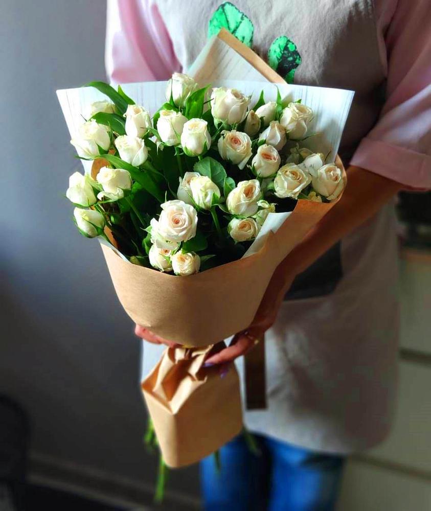 Букет цветов из: Розы в Новокорсунской