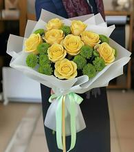 Букет цветов из:  Хризантемы и Розы в Новокорсунской