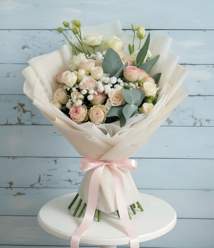 Букет цветов из: Розы и Лизиантусы в Новокорсунской