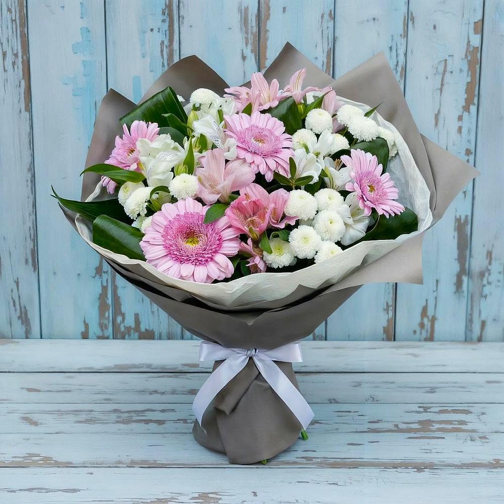 Букет цветов из: Герберы, Альстромерии и Хризантемы в Новокорсунской