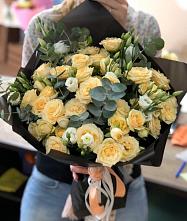 Букет цветов из:  Розы и Лизиантусы #REPLACE_PRED# Новокорсунской