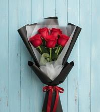 Букет цветов из:  Розы в Новокорсунской