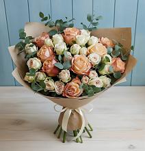 Букет цветов из:  Альстромерии и Розы #REPLACE_PRED# Новокорсунской